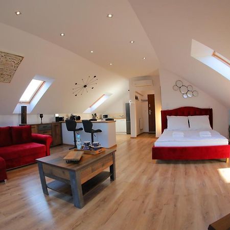 Apartament Ksiazecy Klimatyzacja Żagań 外观 照片